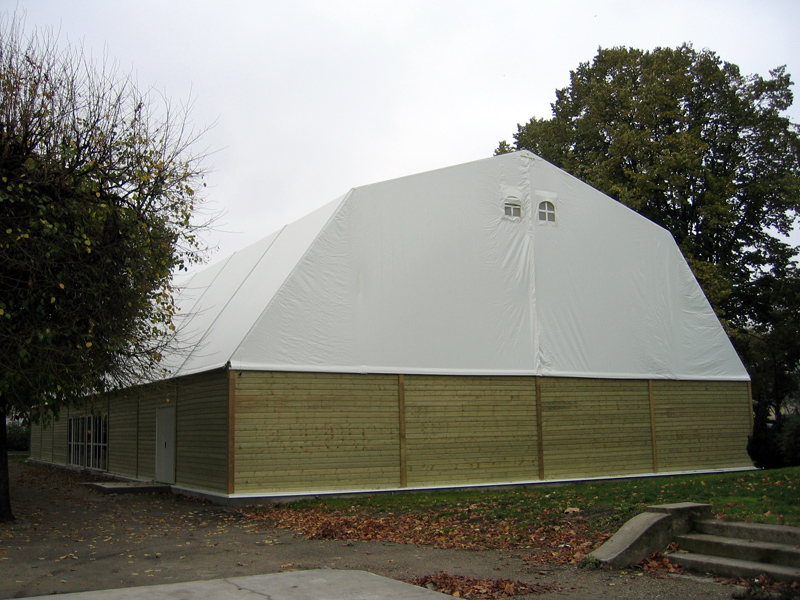 TENTE POUR PAVILLON SPORTIF